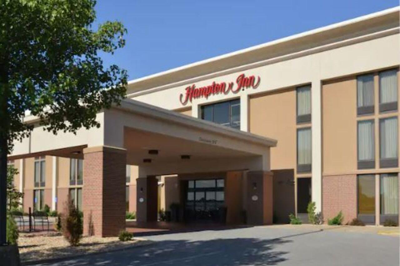 Hampton Inn Springfield-South Buitenkant foto