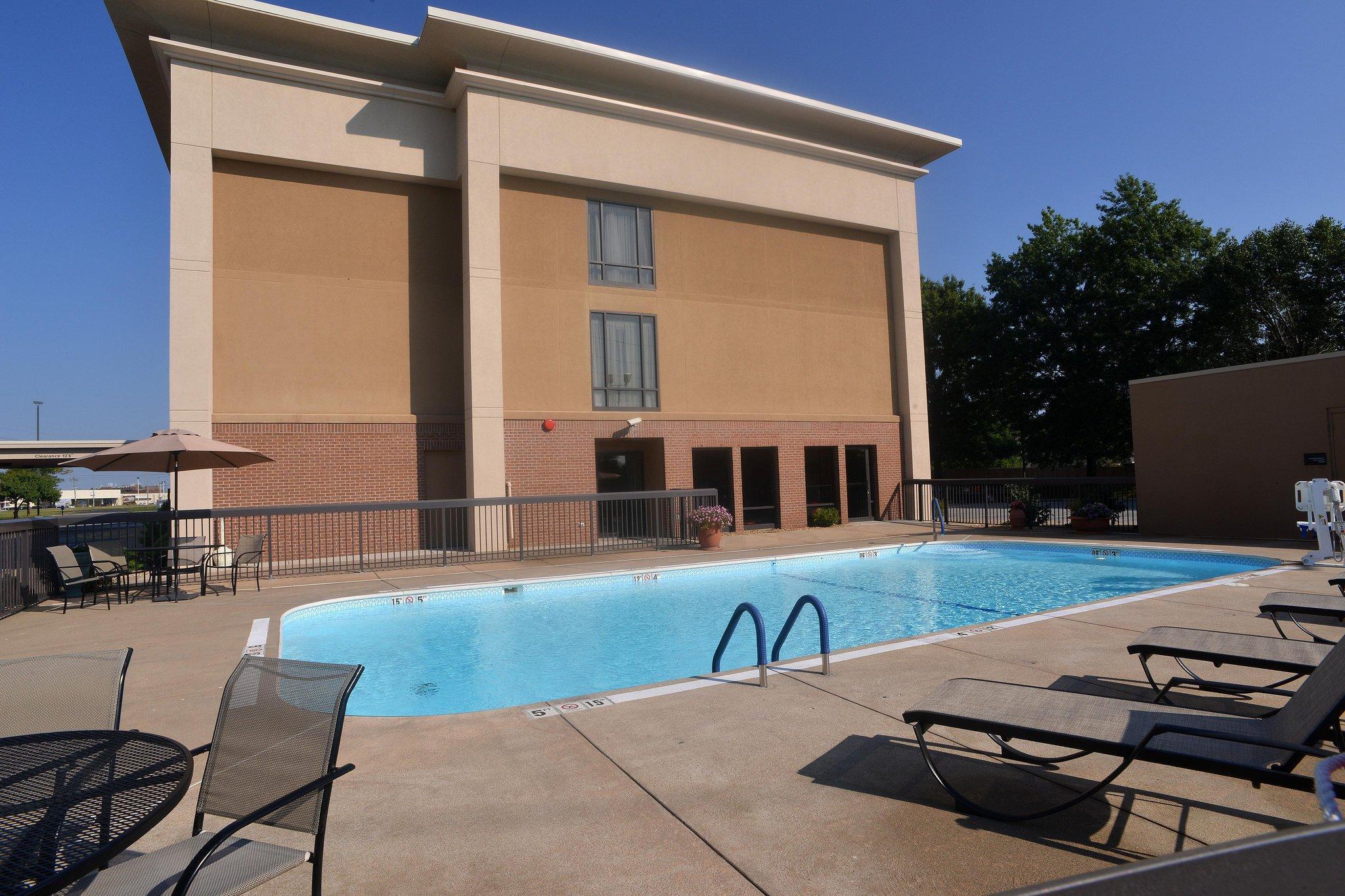 Hampton Inn Springfield-South Buitenkant foto