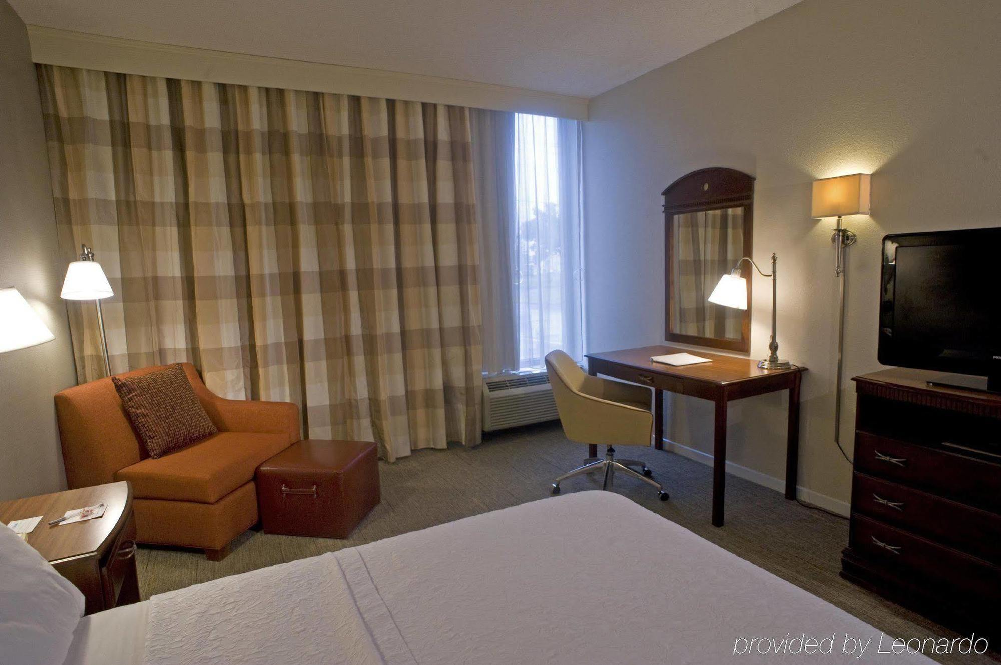Hampton Inn Springfield-South Buitenkant foto