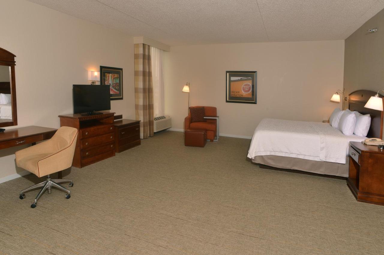 Hampton Inn Springfield-South Buitenkant foto