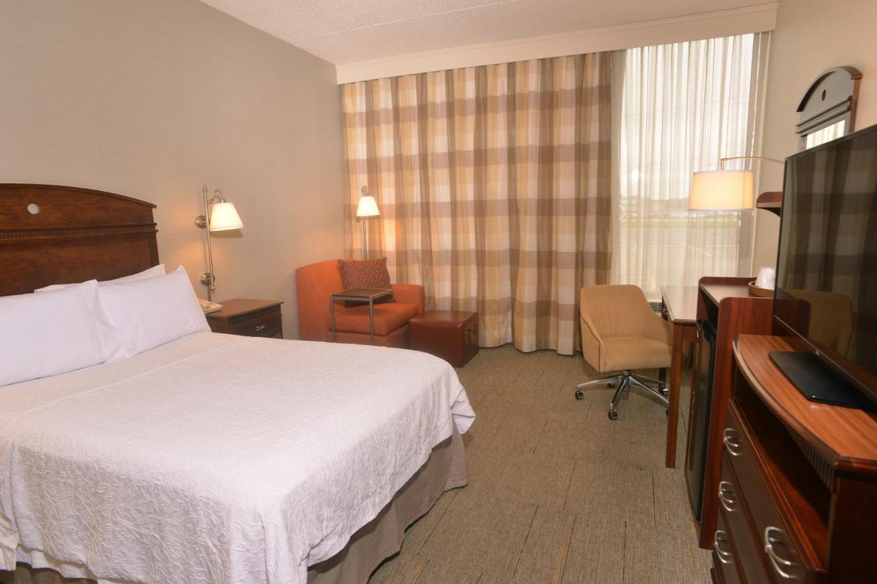 Hampton Inn Springfield-South Buitenkant foto